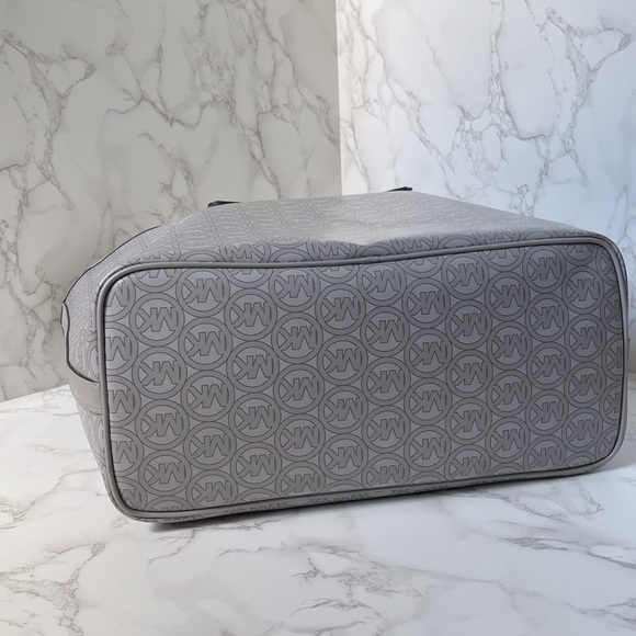 🔥NEW Michael Kors Jodie Large Tote - Picture 9 of 12